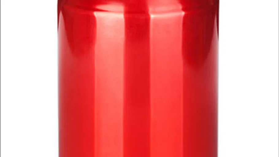 Opening a can of soda
