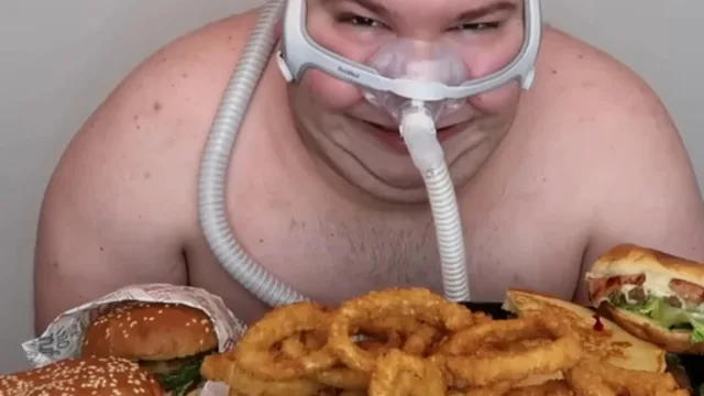 Feed Nikocado