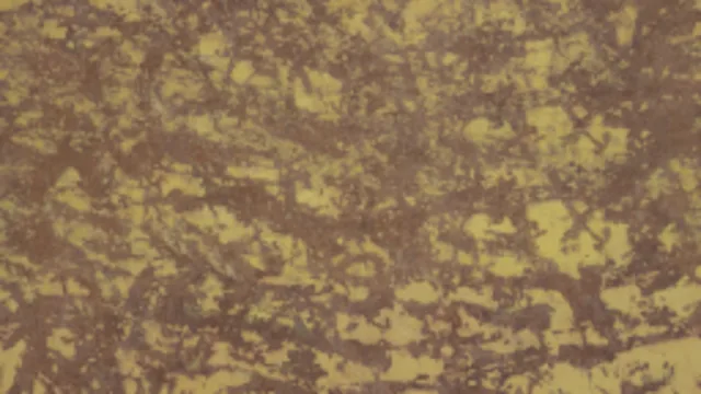 Yellow Rusted Metal