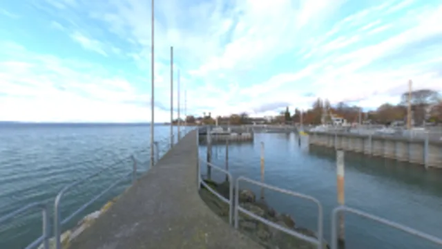 Lake Pier (2K)